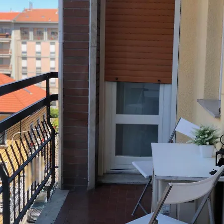 Sunlight Charm Apartment